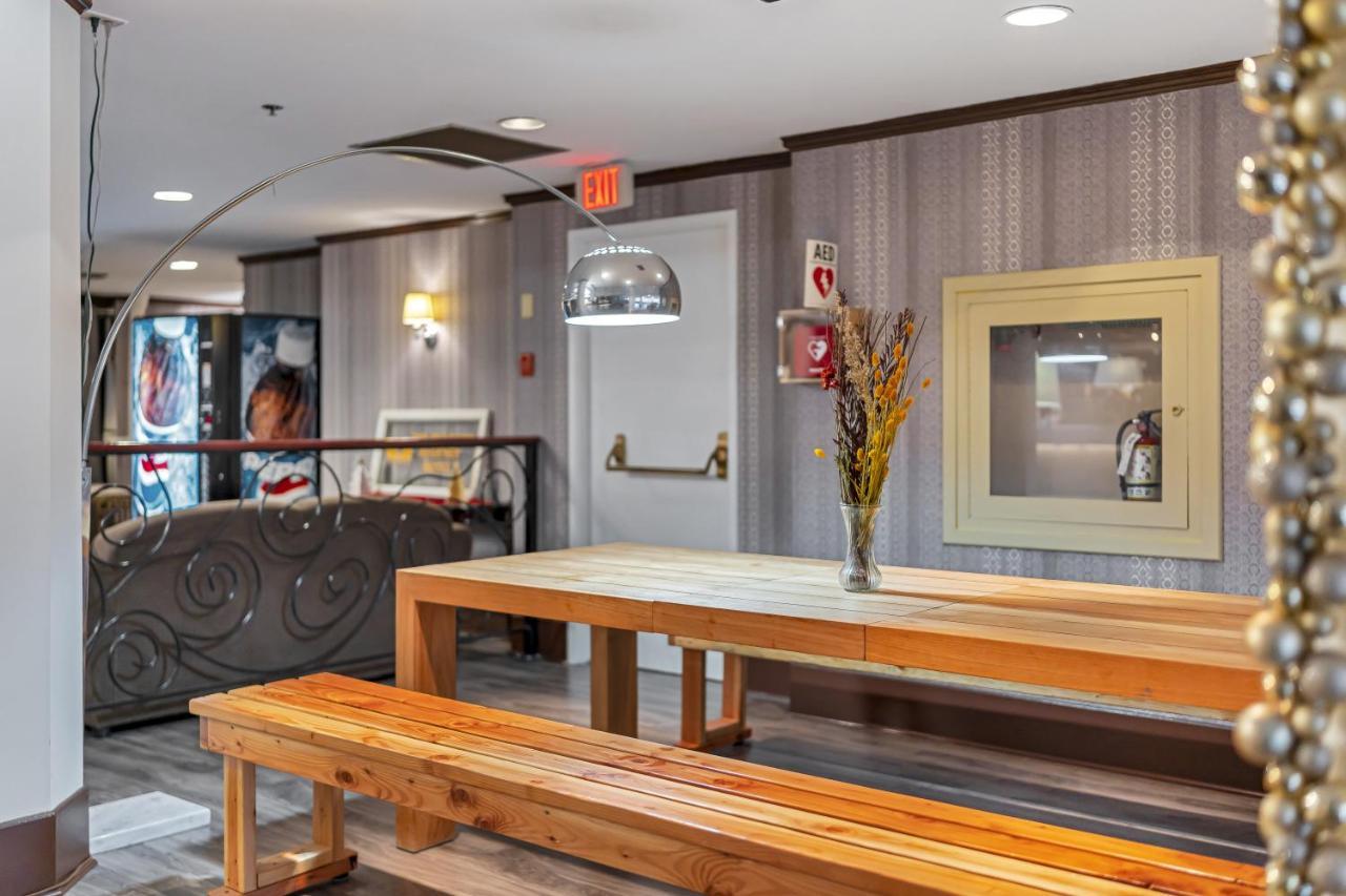 Hotel The Bedford Regency